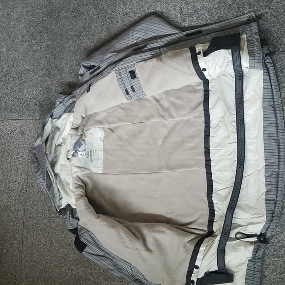 Jacket - Picture 4 of 4